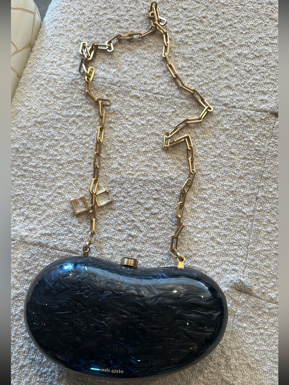cult gaia navy marbled resin minaudière with gold chain - Picture 1 of 1